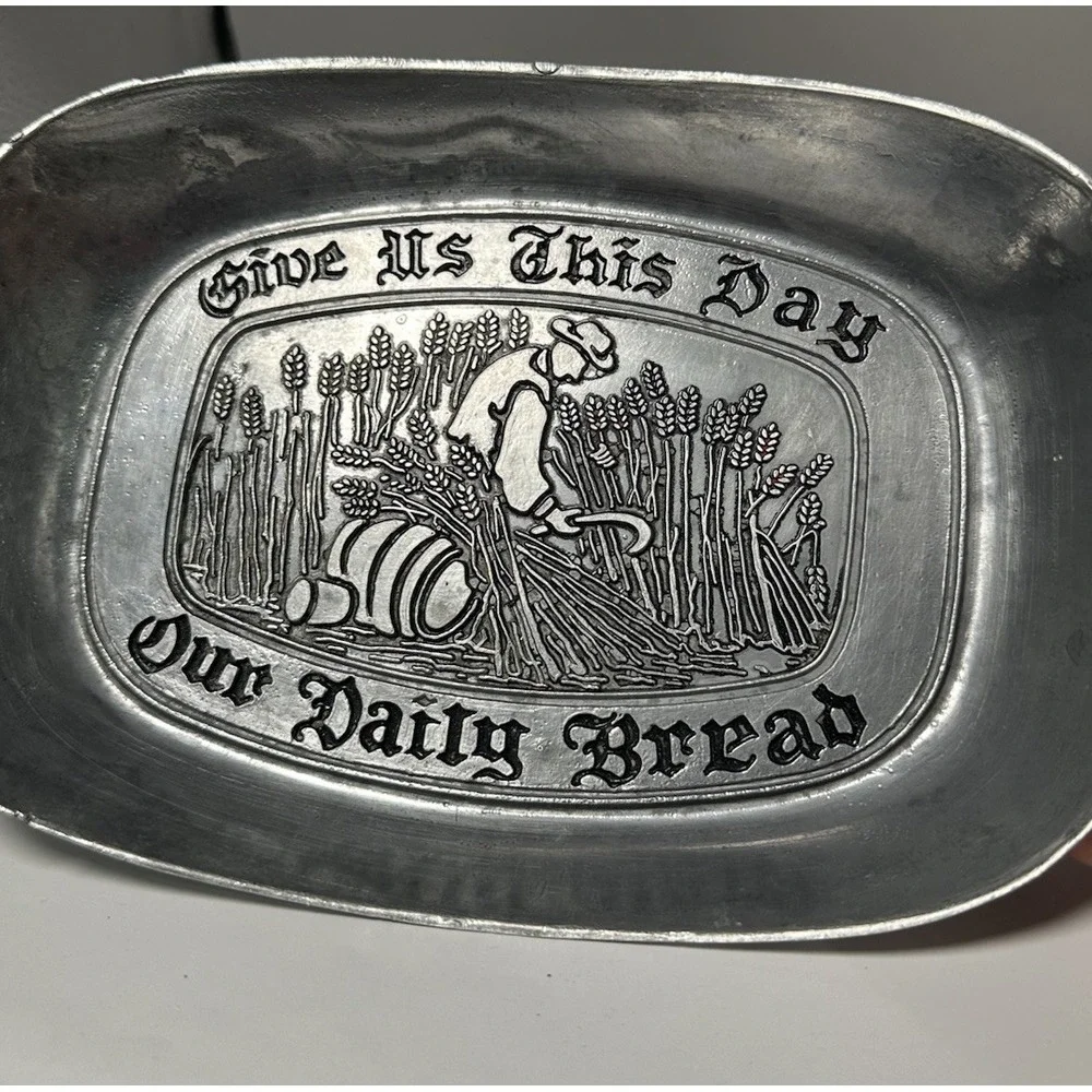 Vintage Wilton Pewter Style Bread Plate‎ 